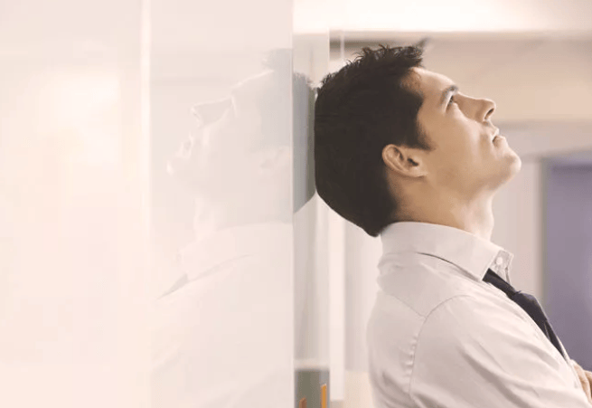心酸的愛情!哪些星座男給妳的愛只是一部分1.png