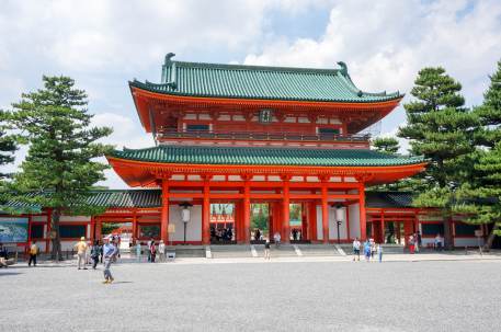 平安神宮_最完整!京都深度賞楓自由行行程規劃攻略(行程表&住宿&美食&甜點&伴手禮).jpg